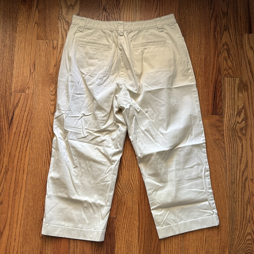 LLBean Women’s Cropped Pants 16 - Picture 3 of 3